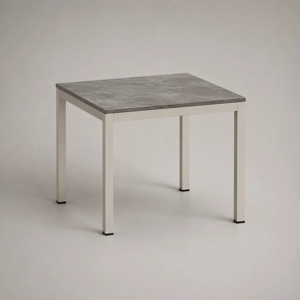 Quadratischer Esstisch 80 × 80 × 75 cm aus Spanplatte mit Stahlgestell, Grau und Silber
